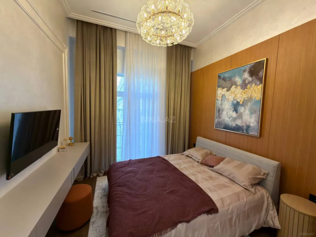 Satılır 3 otaqlı mənzil 108 m²