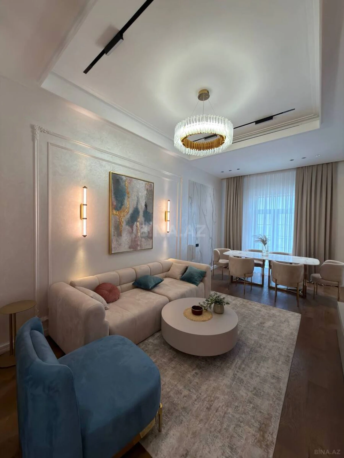 Satılır 3 otaqlı mənzil 108 m²