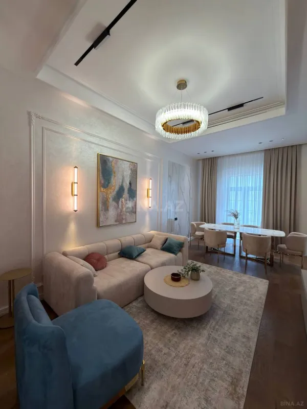 Satılır 3 otaqlı mənzil 108 m²