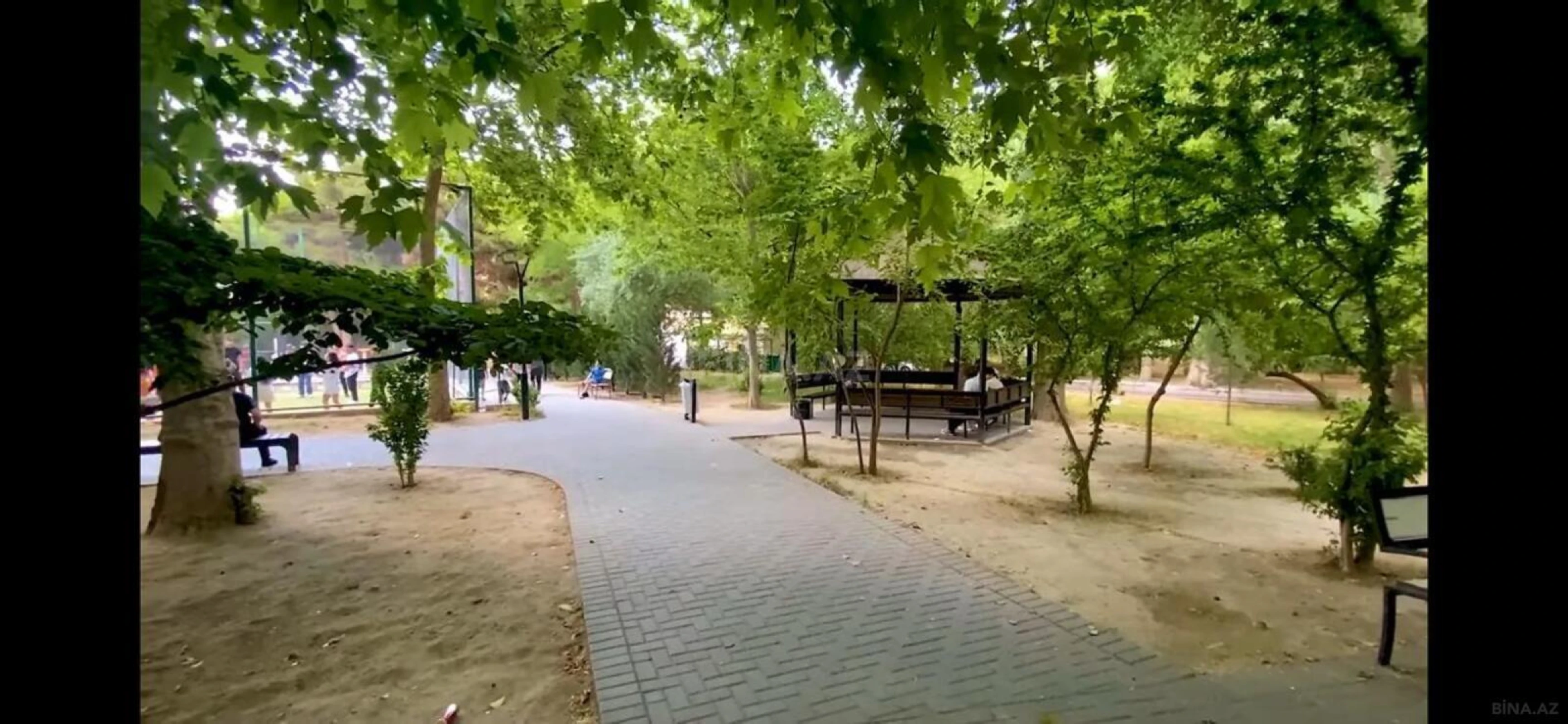 Satılır 2 otaqlı mənzil 75 m²