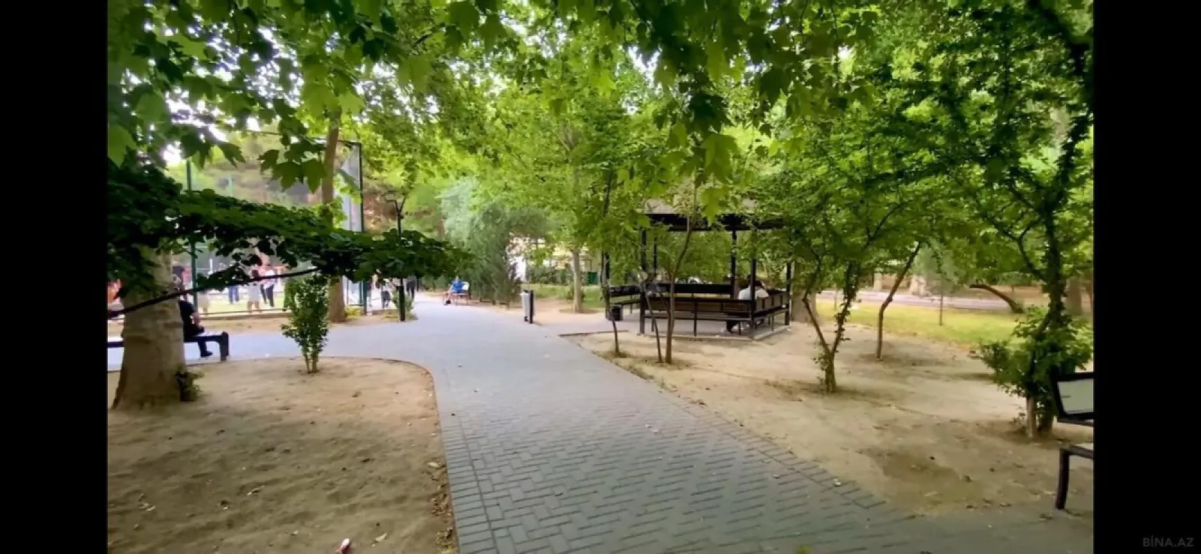 Satılır 2 otaqlı mənzil 75 m²