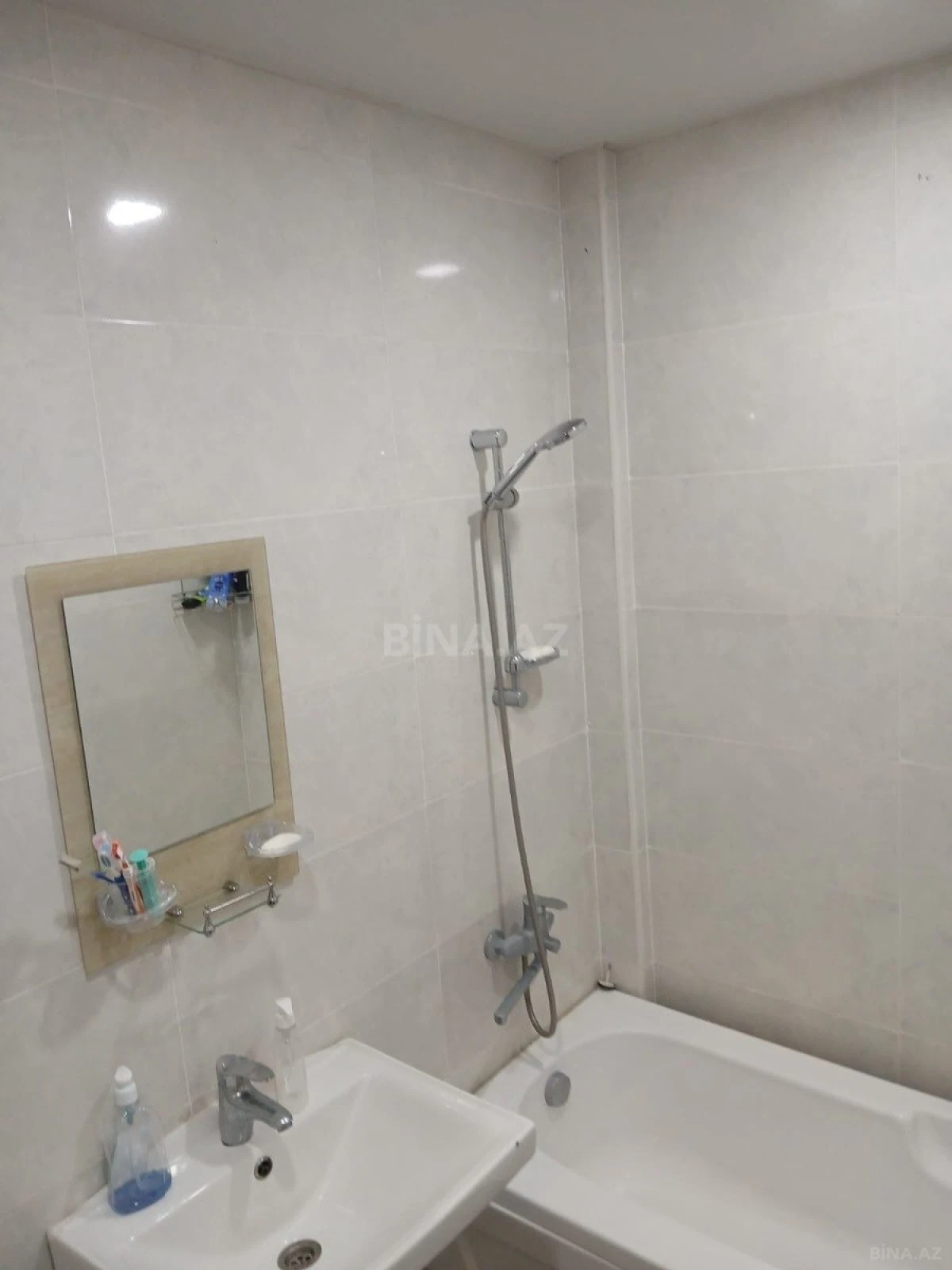 Kirayə verilir 3 otaqlı mənzil 82 m²