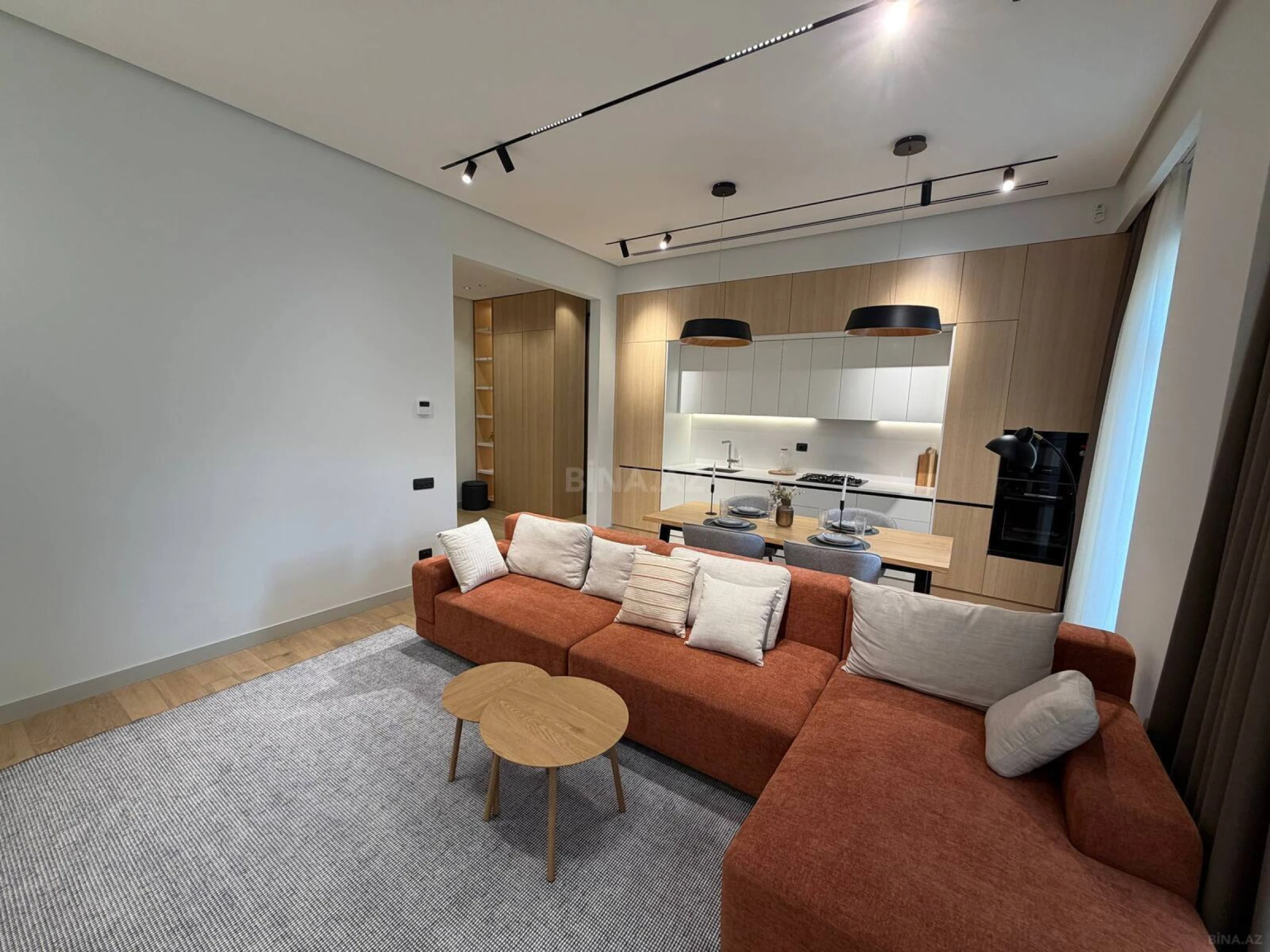 Satılır 2 otaqlı mənzil 78 m²