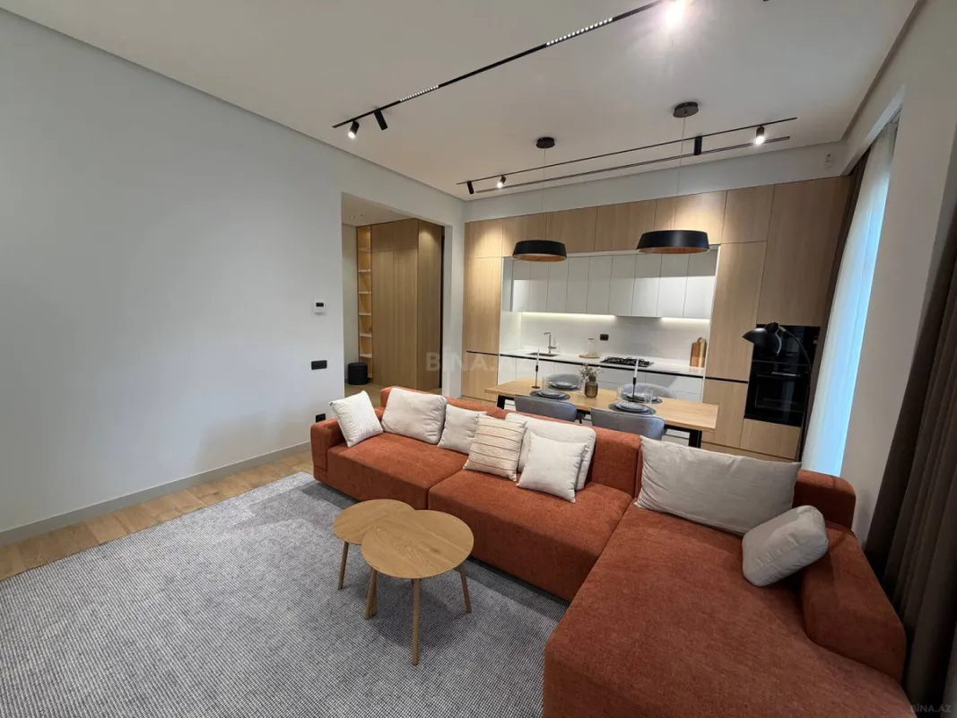 Satılır 2 otaqlı mənzil 78 m²