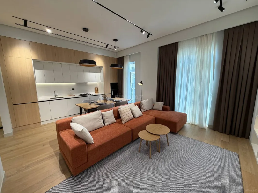 Satılır 2 otaqlı mənzil 78 m²