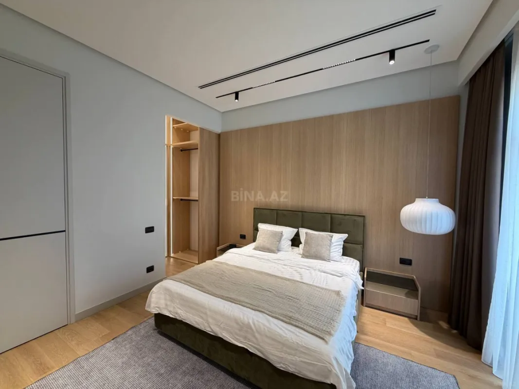 Satılır 2 otaqlı mənzil 78 m²