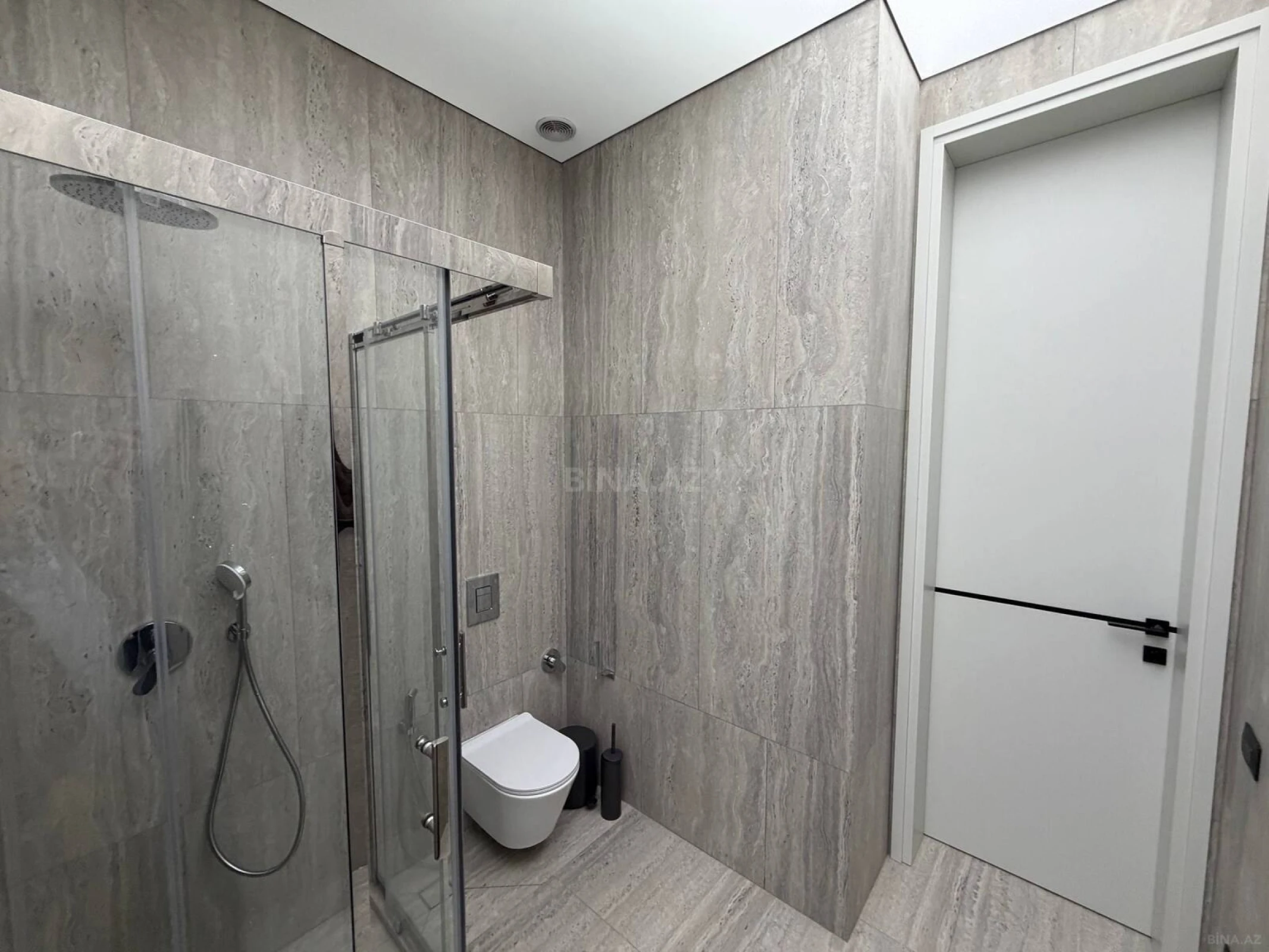 Satılır 2 otaqlı mənzil 78 m²