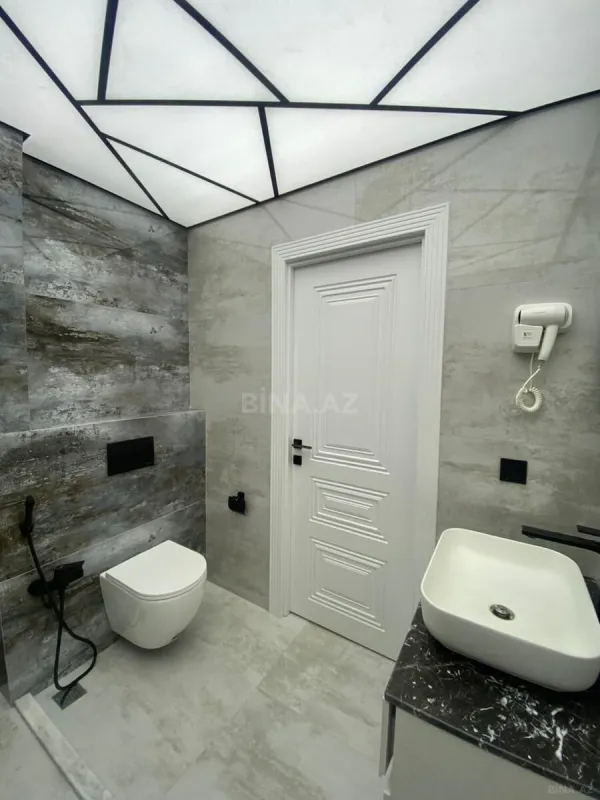 Satılır 3 otaqlı mənzil 170 m²