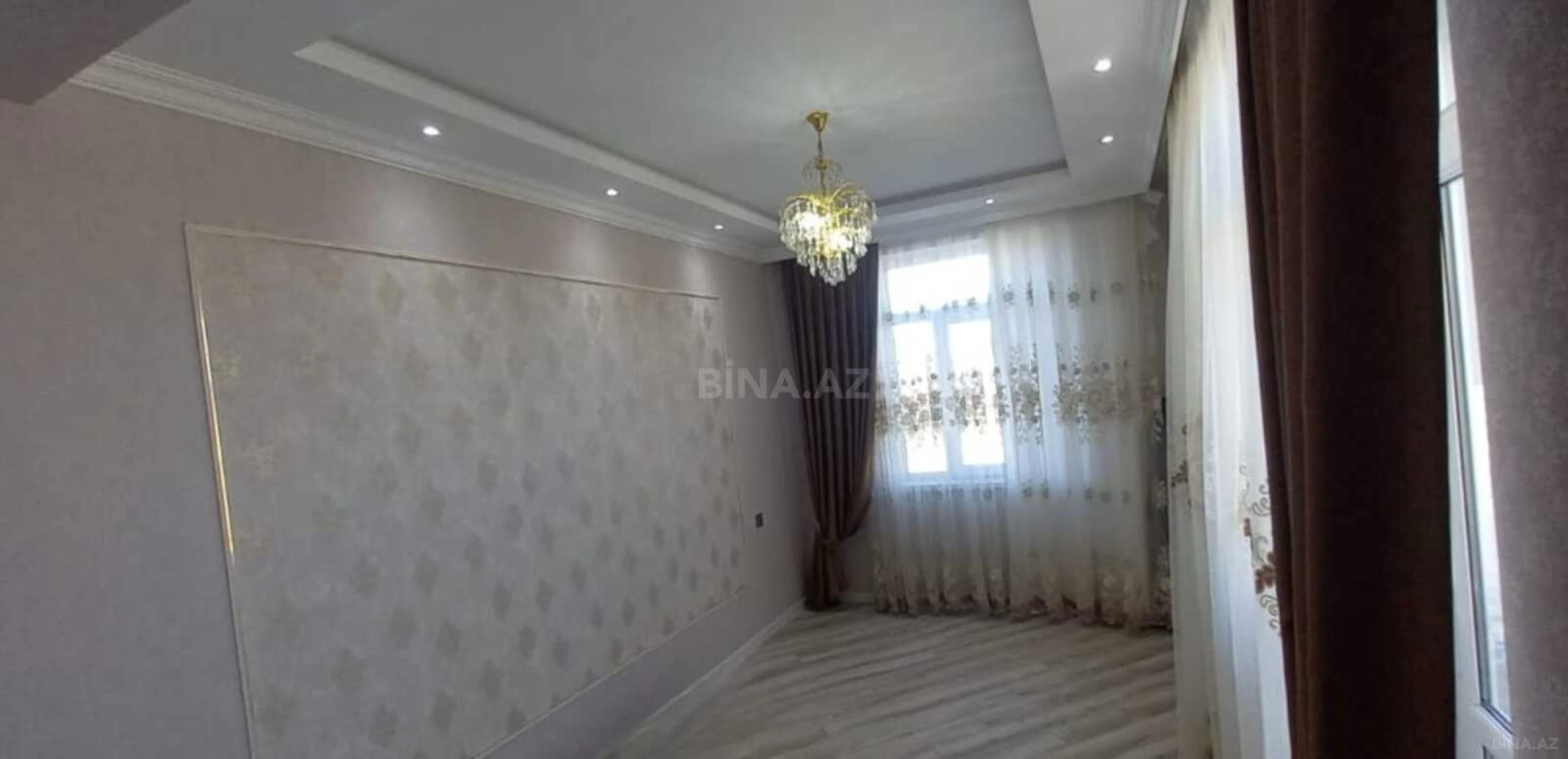 Satılır 3 otaqlı mənzil 74 m²