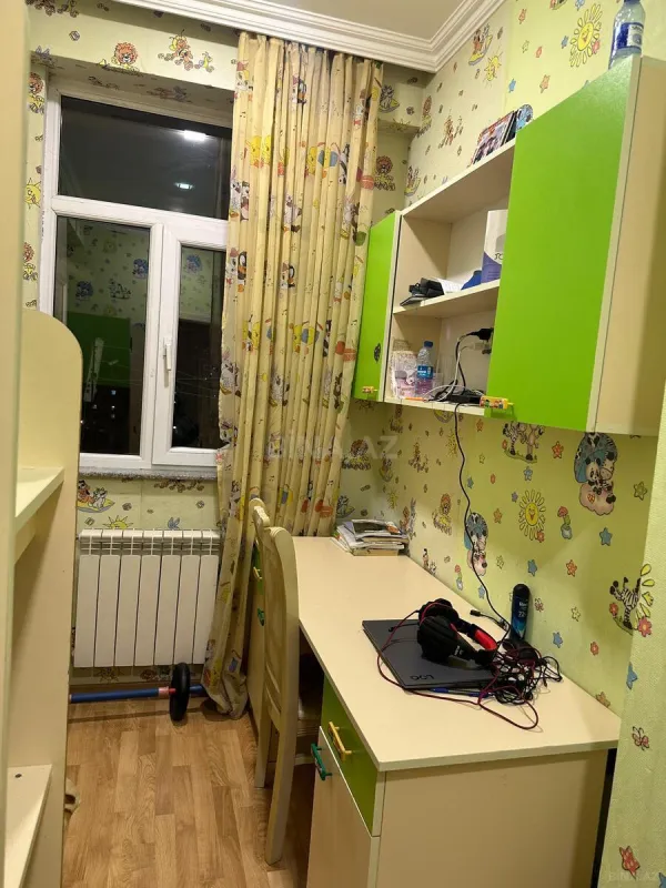 Satılır 3 otaqlı mənzil 77 m²