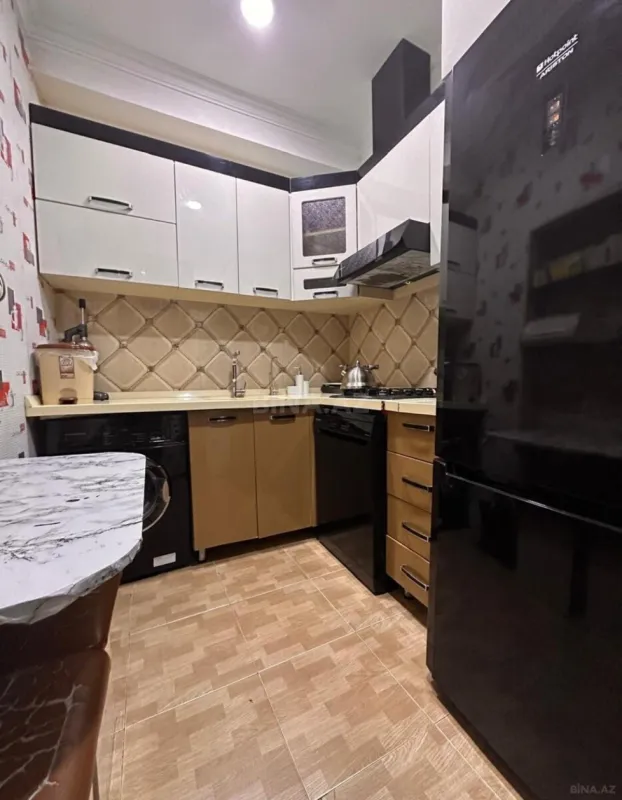 Satılır 3 otaqlı mənzil 77 m²