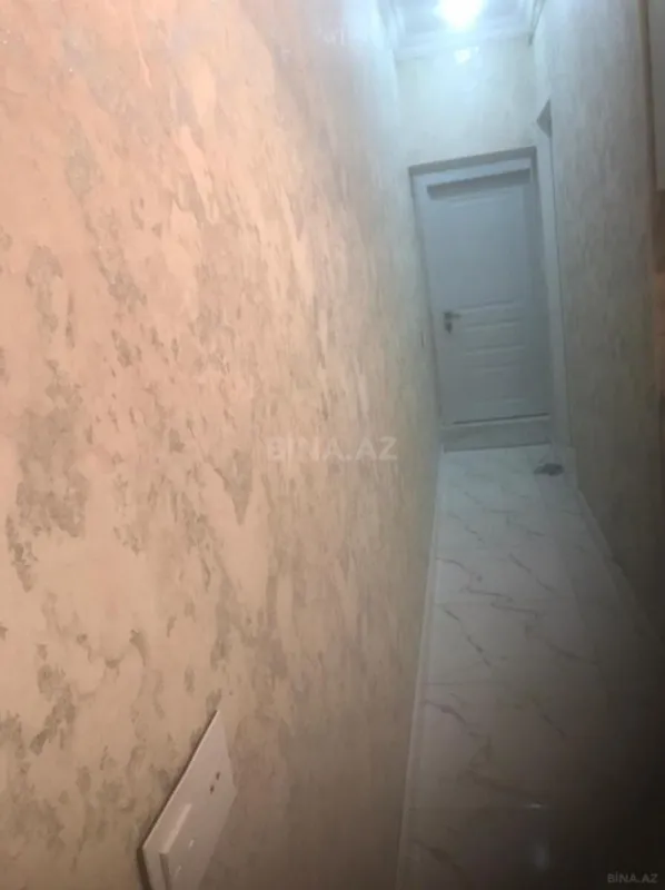Satılır 4 otaqlı mənzil 125 m²
