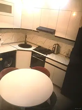 Satılır 4 otaqlı mənzil 125 m²