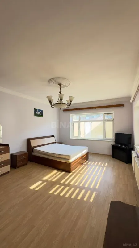 Satılır obyekt 180 m²