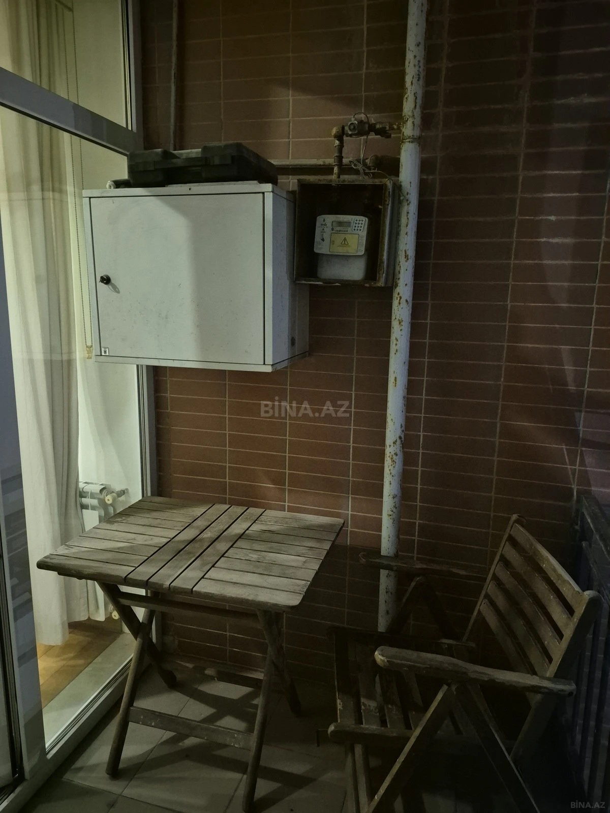 Satılır 4 otaqlı mənzil 138 m²