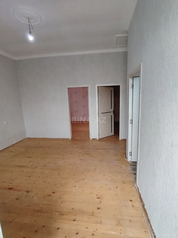 Satılır 3 otaqlı həyət evi 80 m²