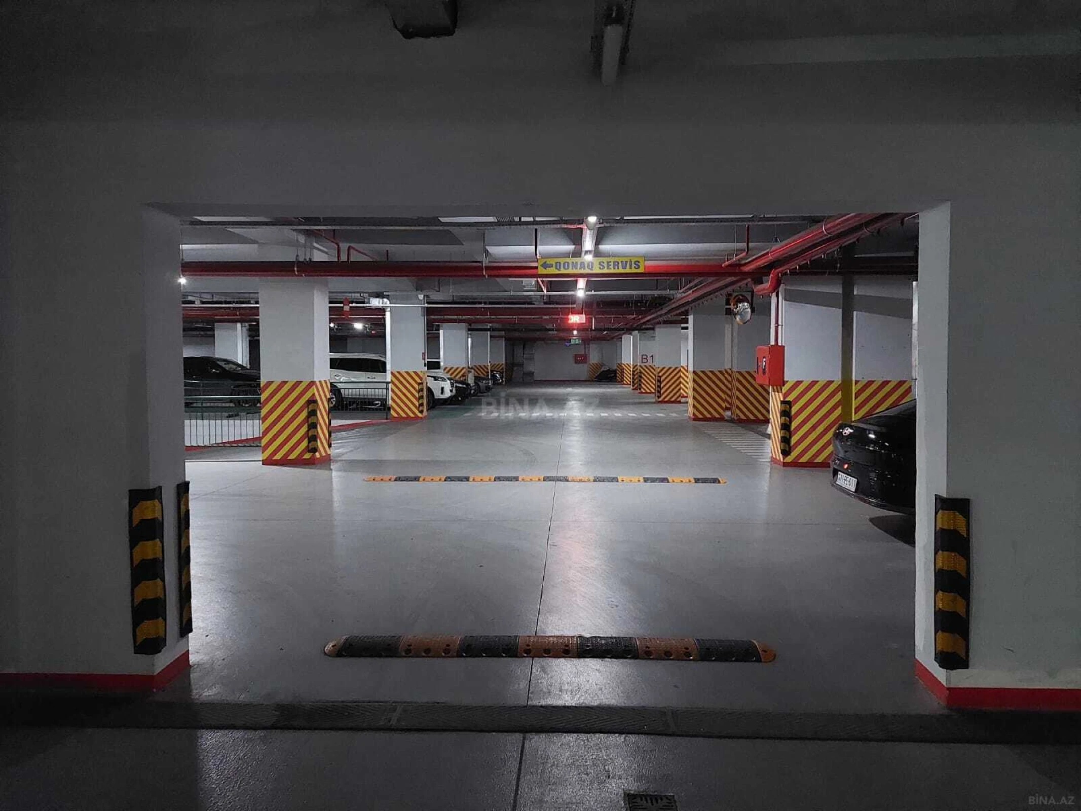 Kirayə verilir 2 otaqlı mənzil 103 m²