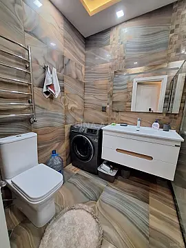 Kirayə verilir 2 otaqlı mənzil 103 m²