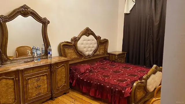 Kirayə verilir 2 otaqlı mənzil 50 m²