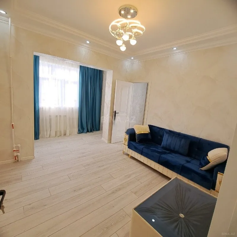 Satılır 2 otaqlı mənzil 45 m²