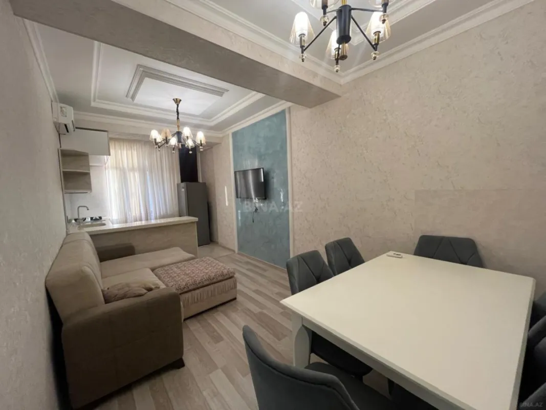 Kirayə verilir 2 otaqlı mənzil 61 m²