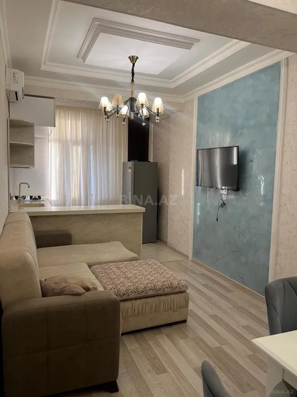 Kirayə verilir 2 otaqlı mənzil 61 m²