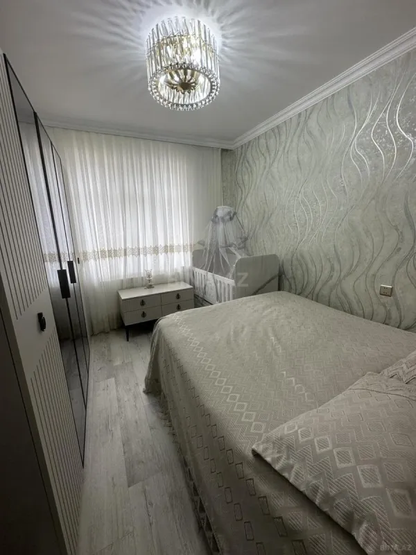 Satılır 2 otaqlı mənzil 65 m²