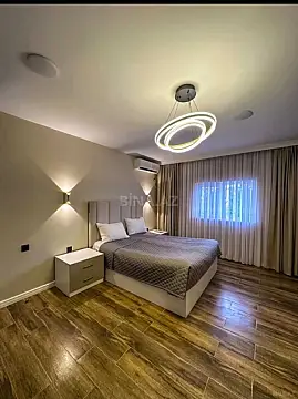 Kirayə verilir 6 otaqlı həyət evi 400 m²