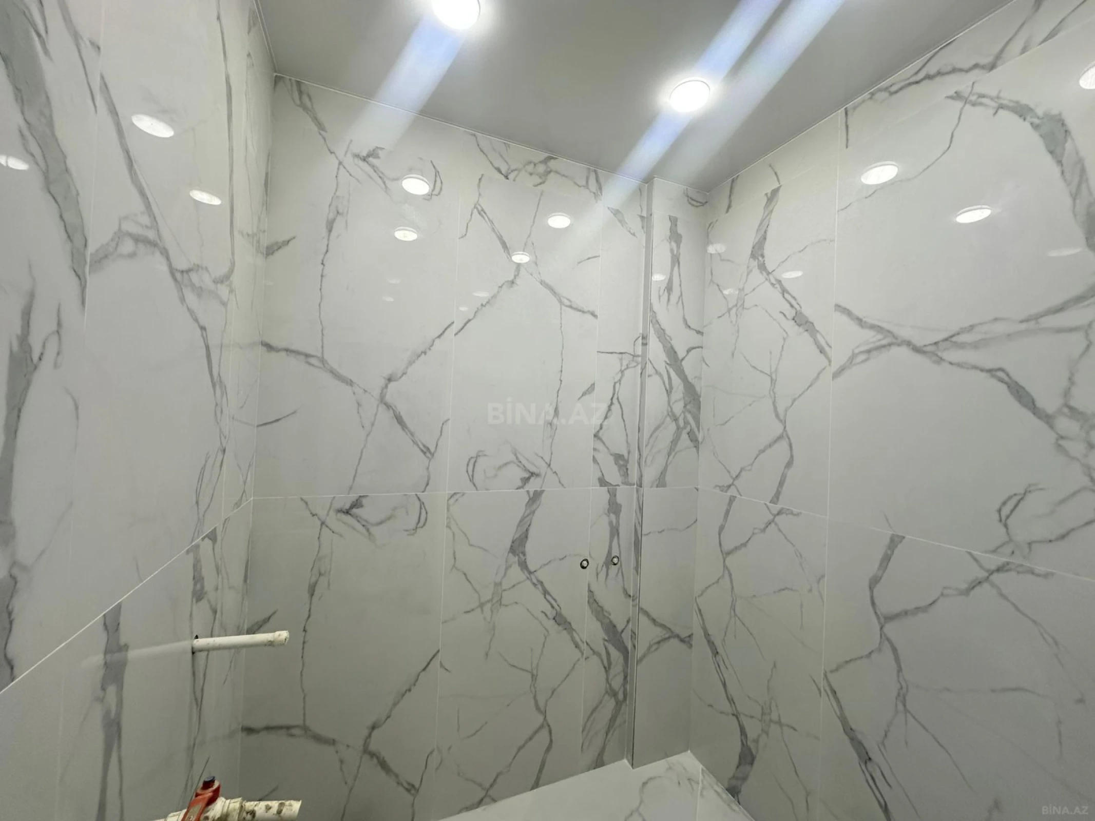 Satılır 3 otaqlı mənzil 61 m²