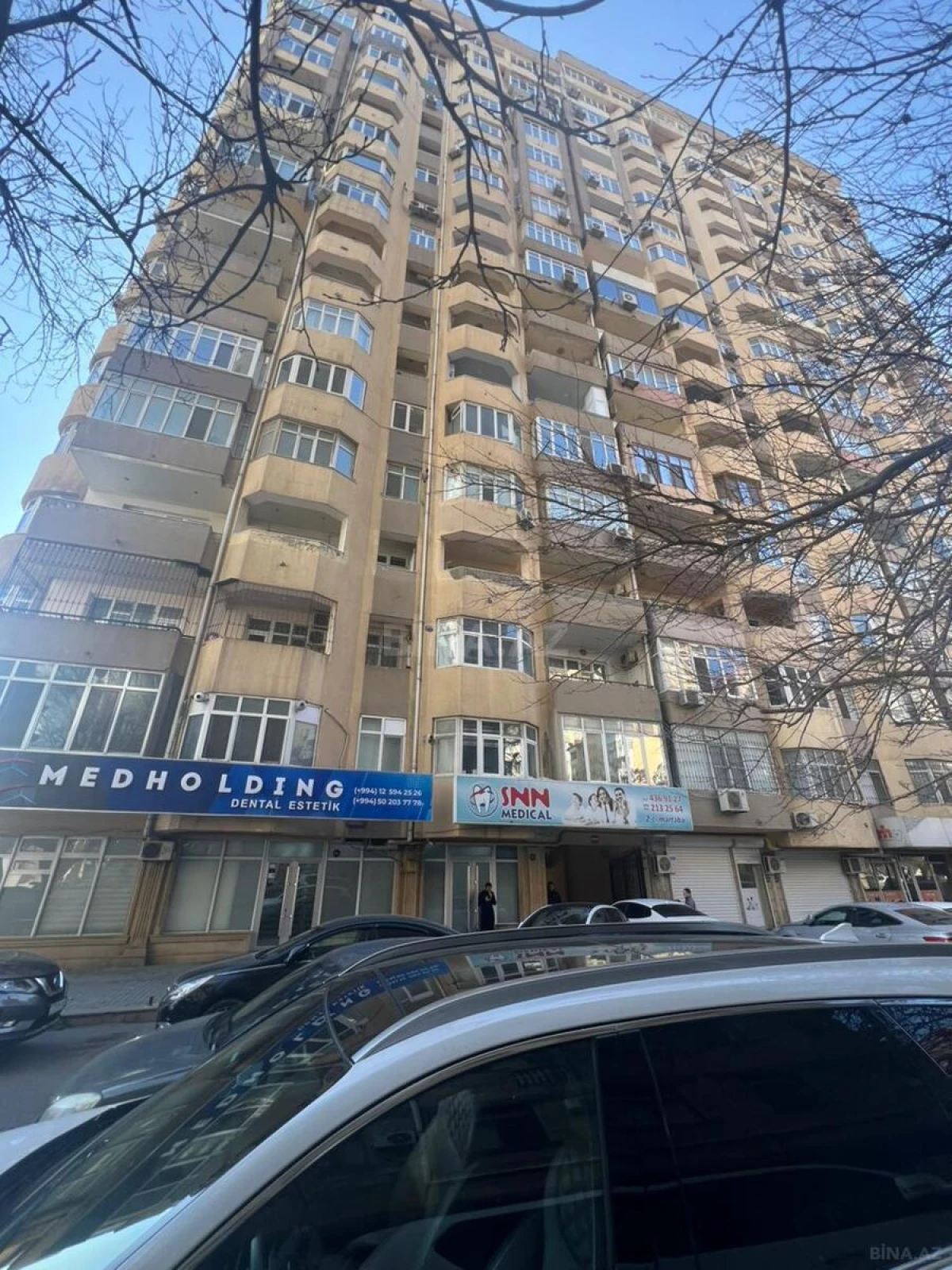 Satılır 5 otaqlı mənzil 191 m²
