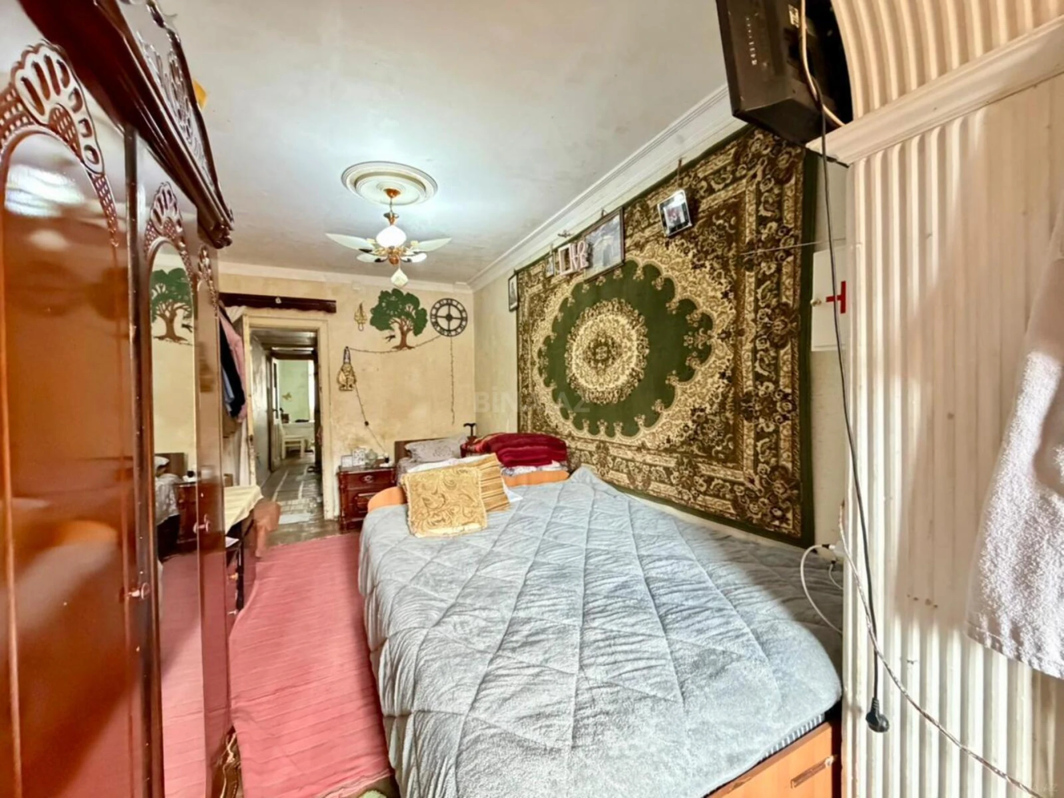 Satılır 4 otaqlı mənzil 110 m²