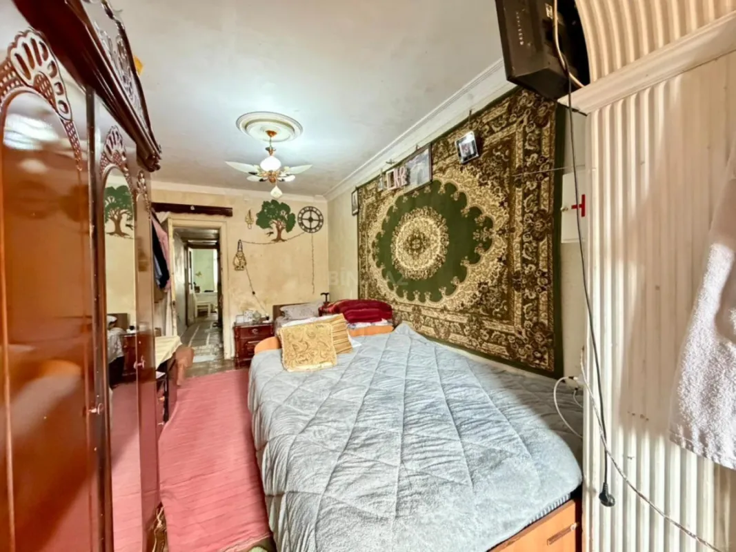 Satılır 4 otaqlı mənzil 110 m²