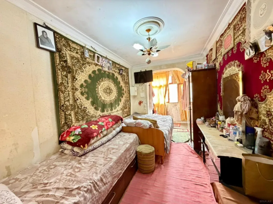 Satılır 4 otaqlı mənzil 110 m²