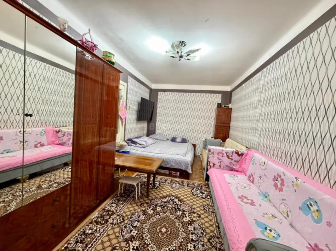 Satılır 4 otaqlı mənzil 110 m²
