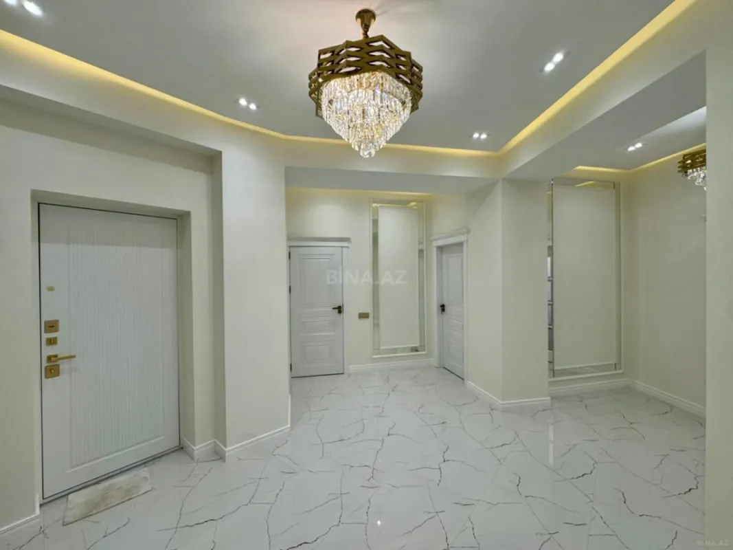Satılır 3 otaqlı mənzil 120 m²