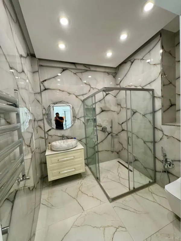 Satılır 3 otaqlı mənzil 120 m²