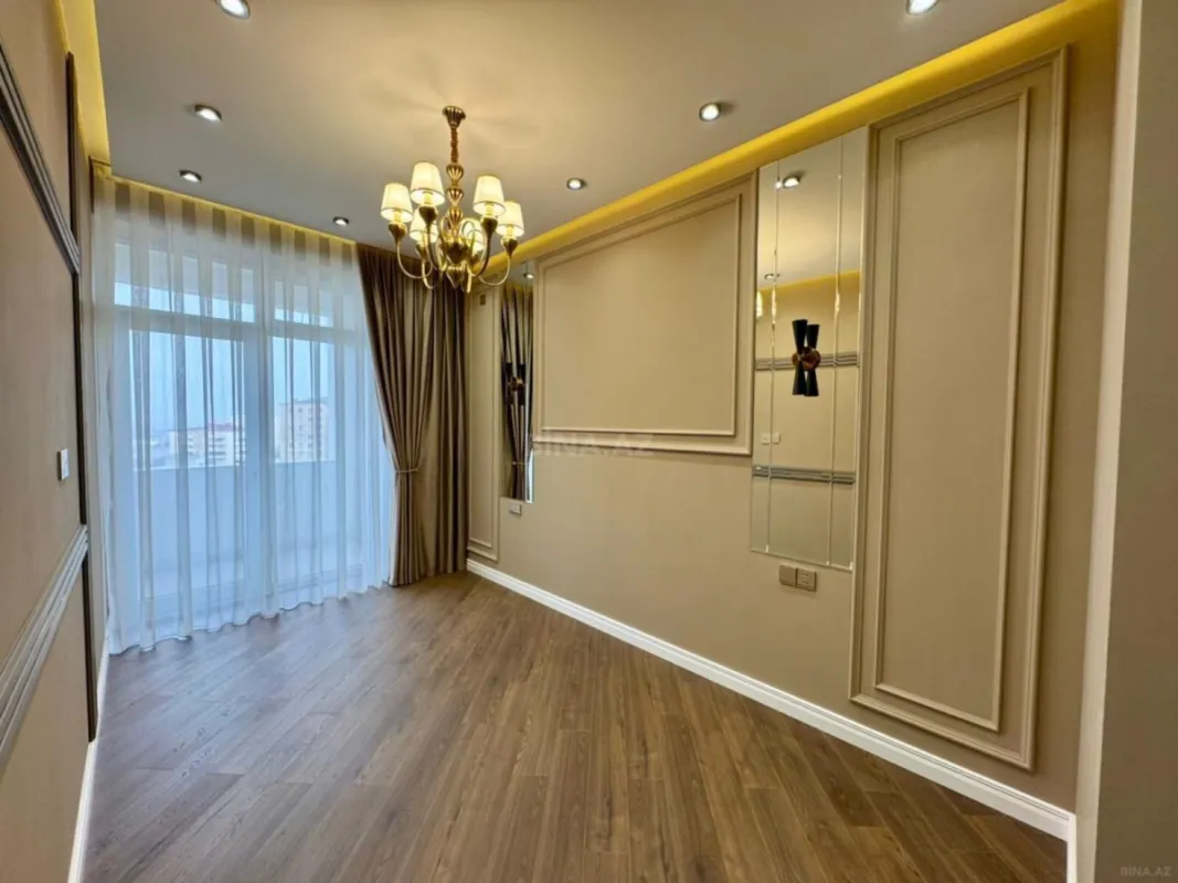 Satılır 3 otaqlı mənzil 120 m²