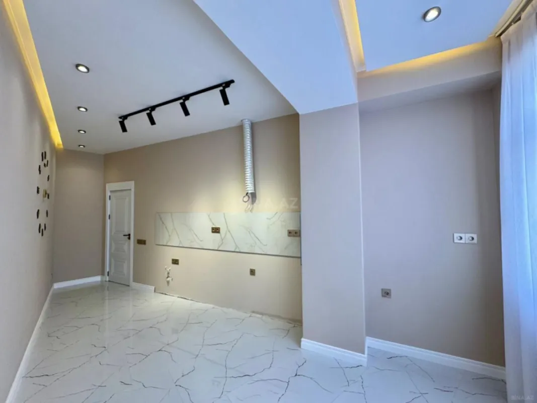 Satılır 3 otaqlı mənzil 120 m²
