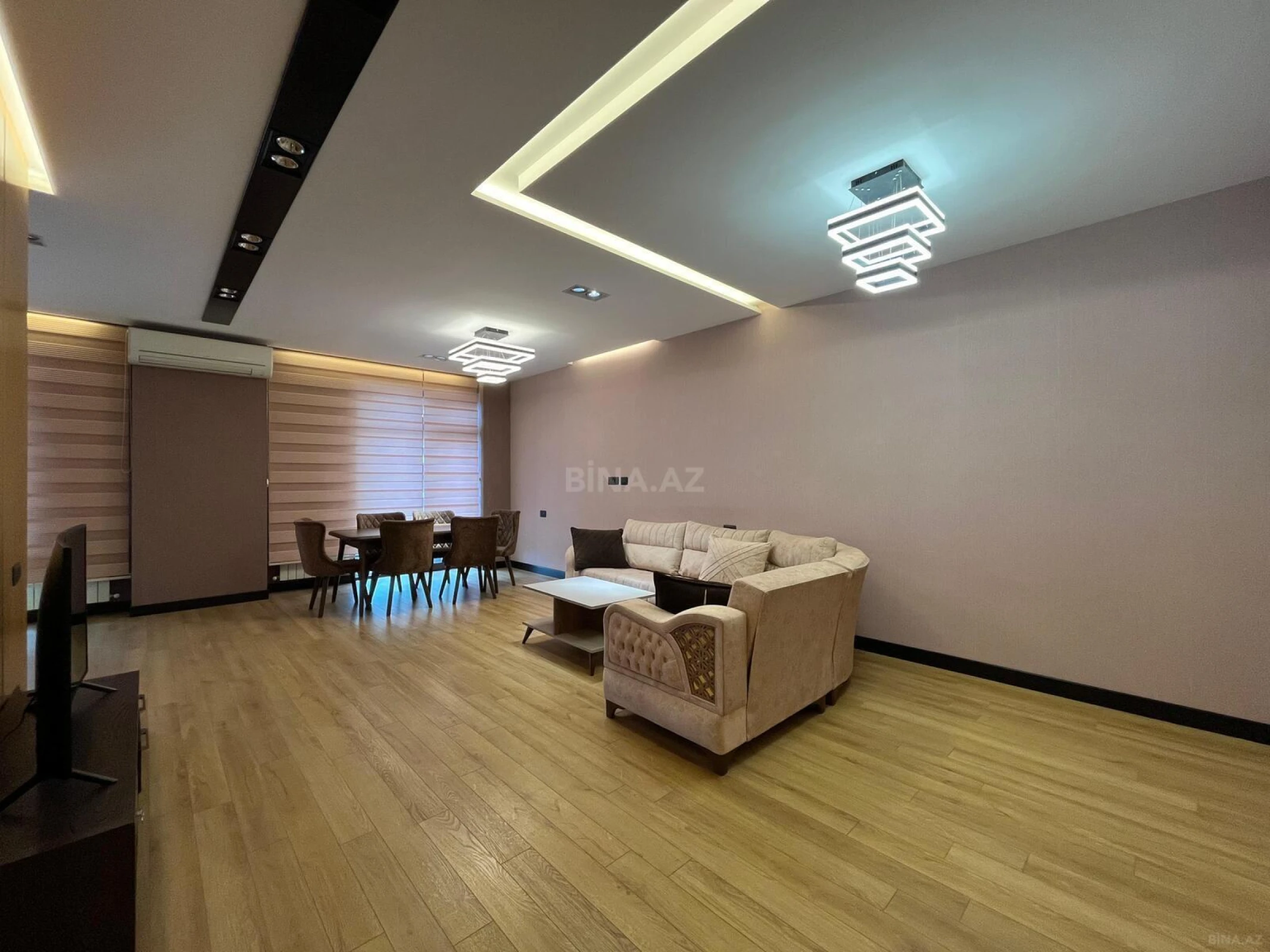 Kirayə verilir 2 otaqlı mənzil 105 m²