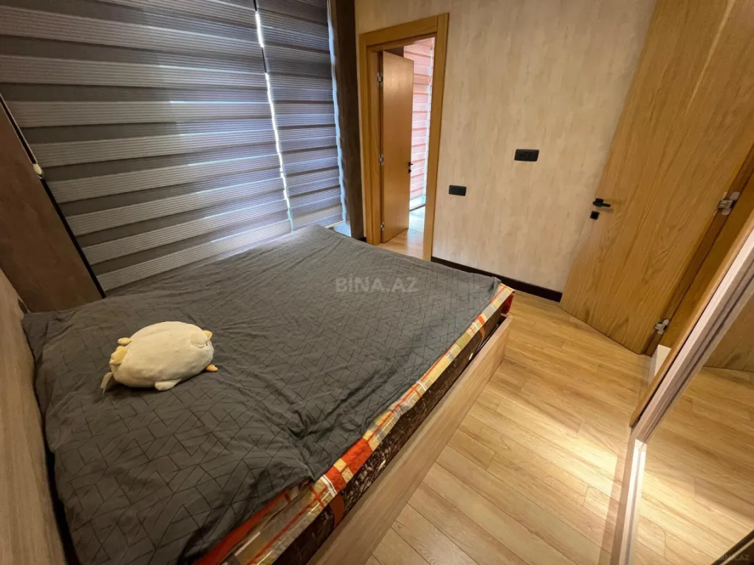 Kirayə verilir 2 otaqlı mənzil 105 m²