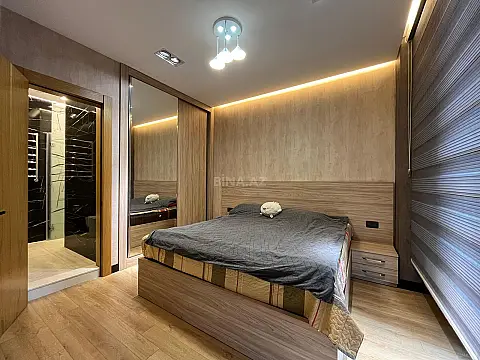 Kirayə verilir 2 otaqlı mənzil 105 m²