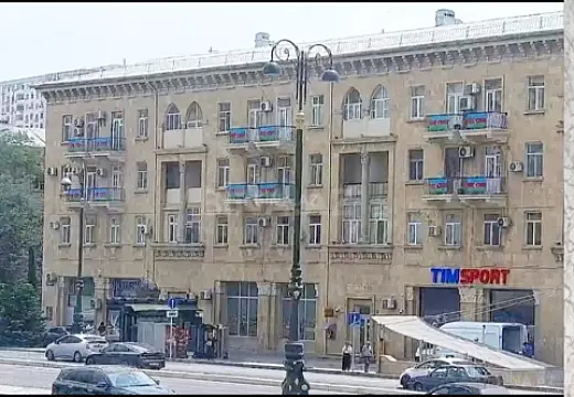 Satılır 3 otaqlı mənzil 77 m² — Bakı, Nərimanov 3 otaq 77.00 m²