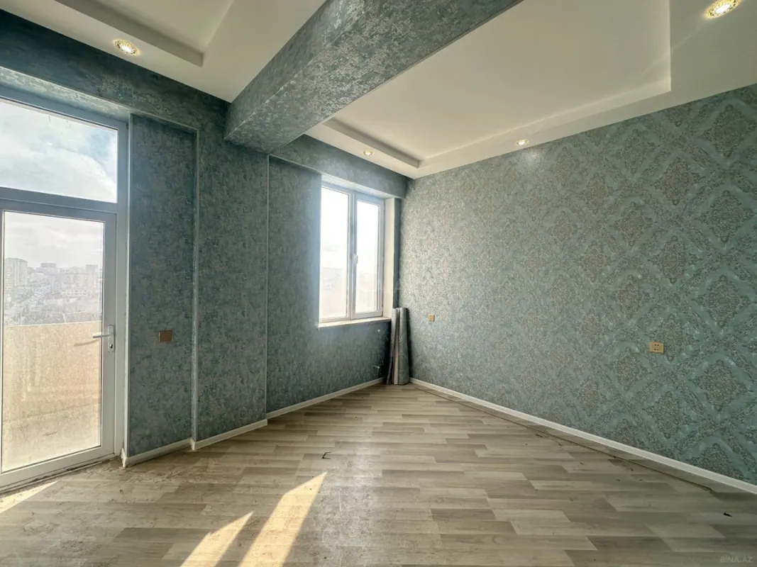 Satılır 3 otaqlı mənzil 77 m²
