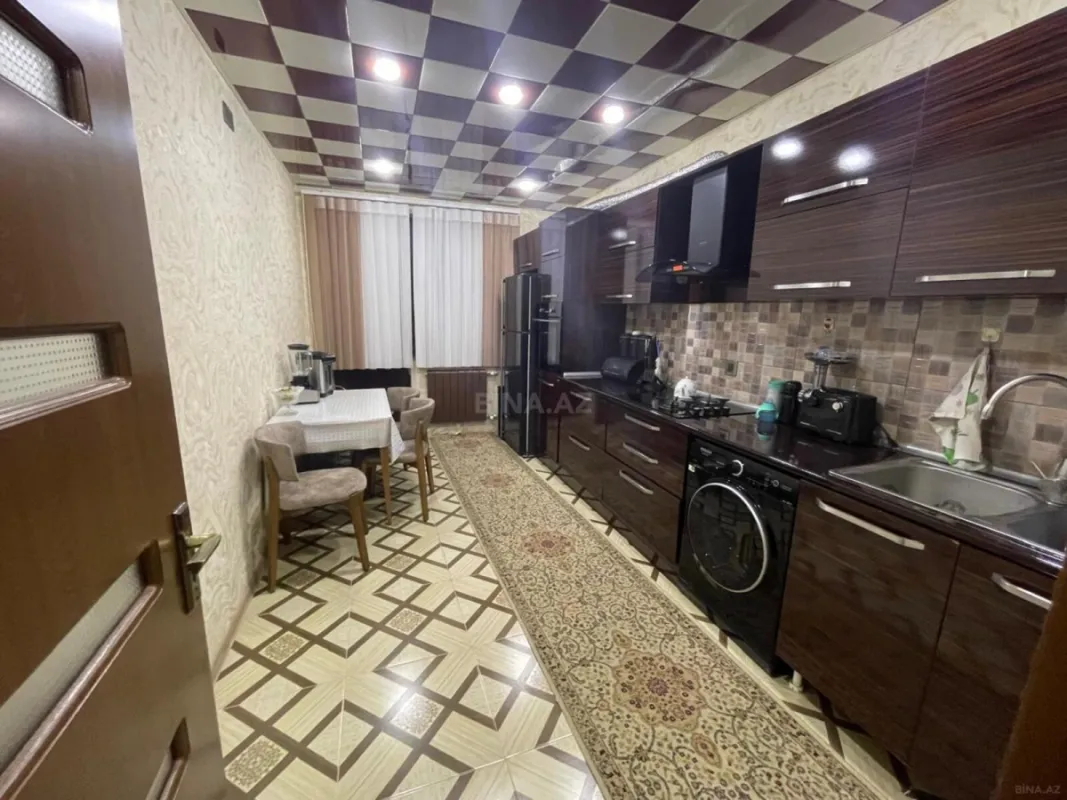 Satılır 3 otaqlı mənzil 103 m²