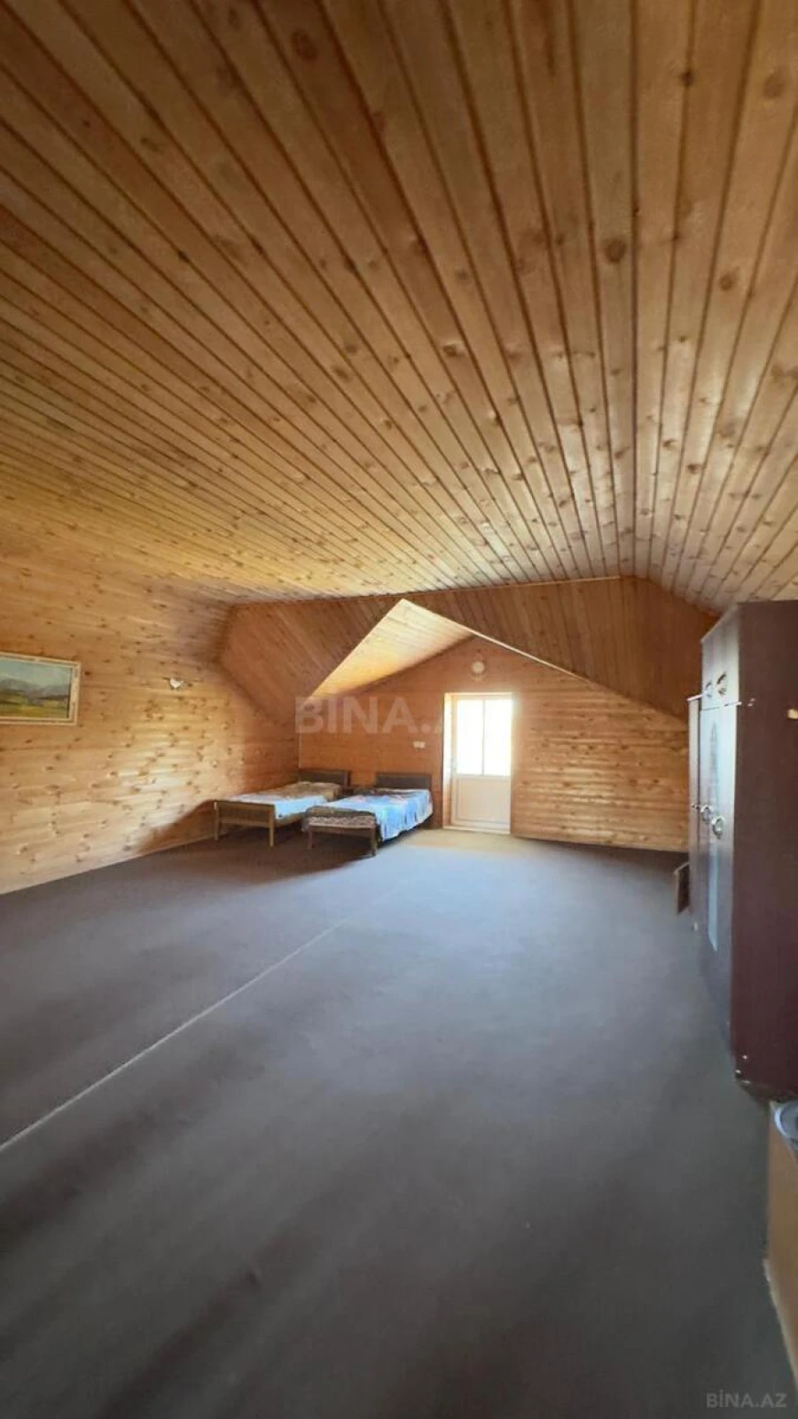 Satılır 5 otaqlı həyət evi 220 m²