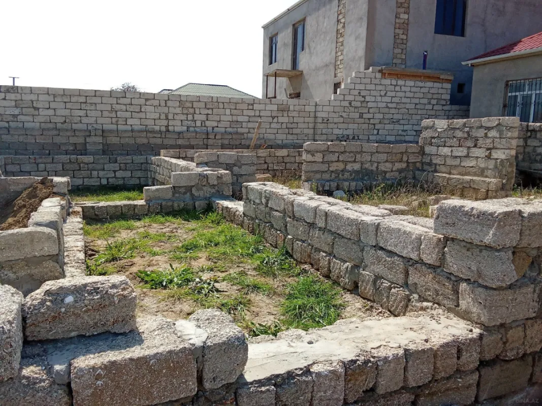 Satılır 3 otaqlı həyət evi 105 m²