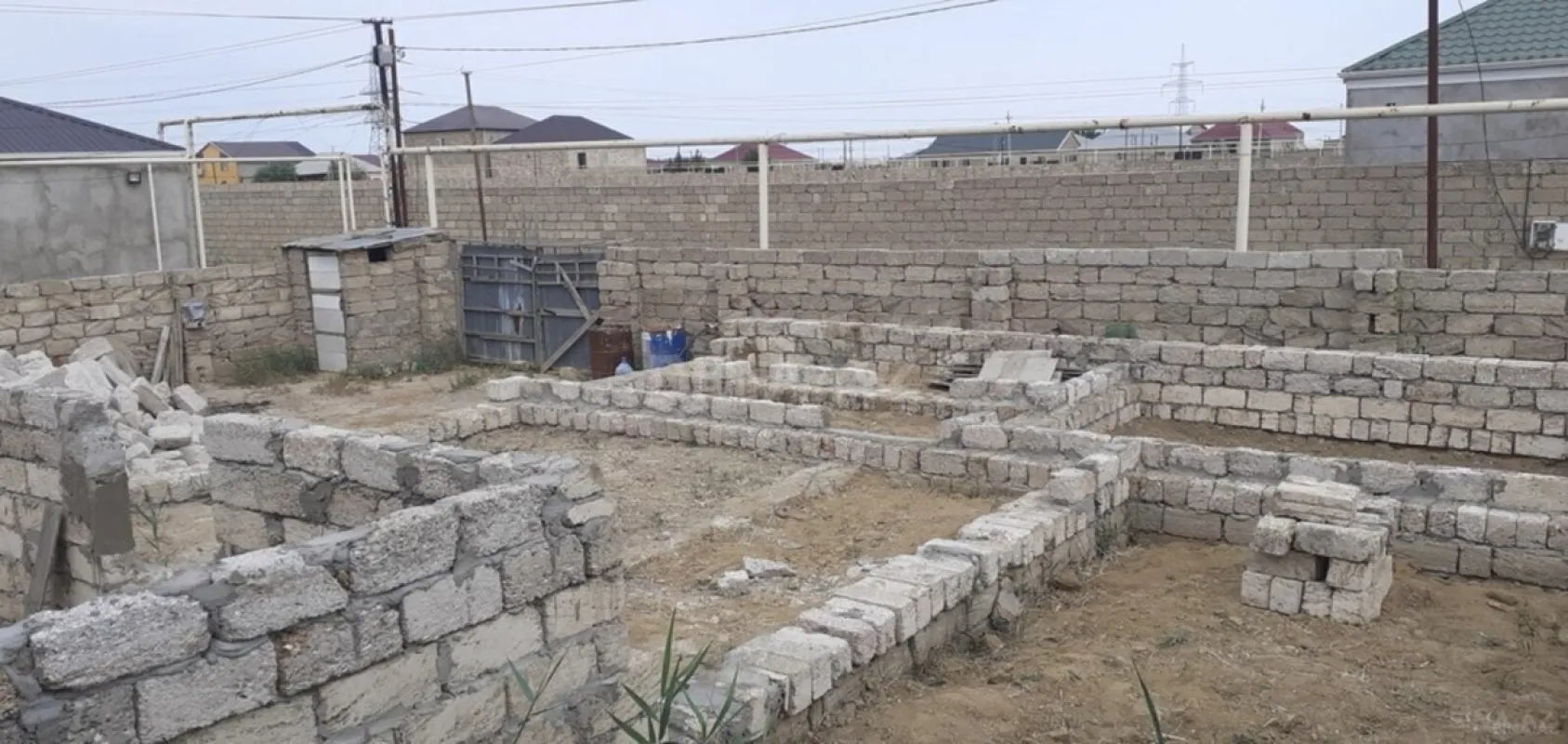 Satılır 3 otaqlı həyət evi 105 m²