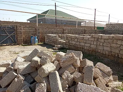 Satılır 3 otaqlı həyət evi 105 m²