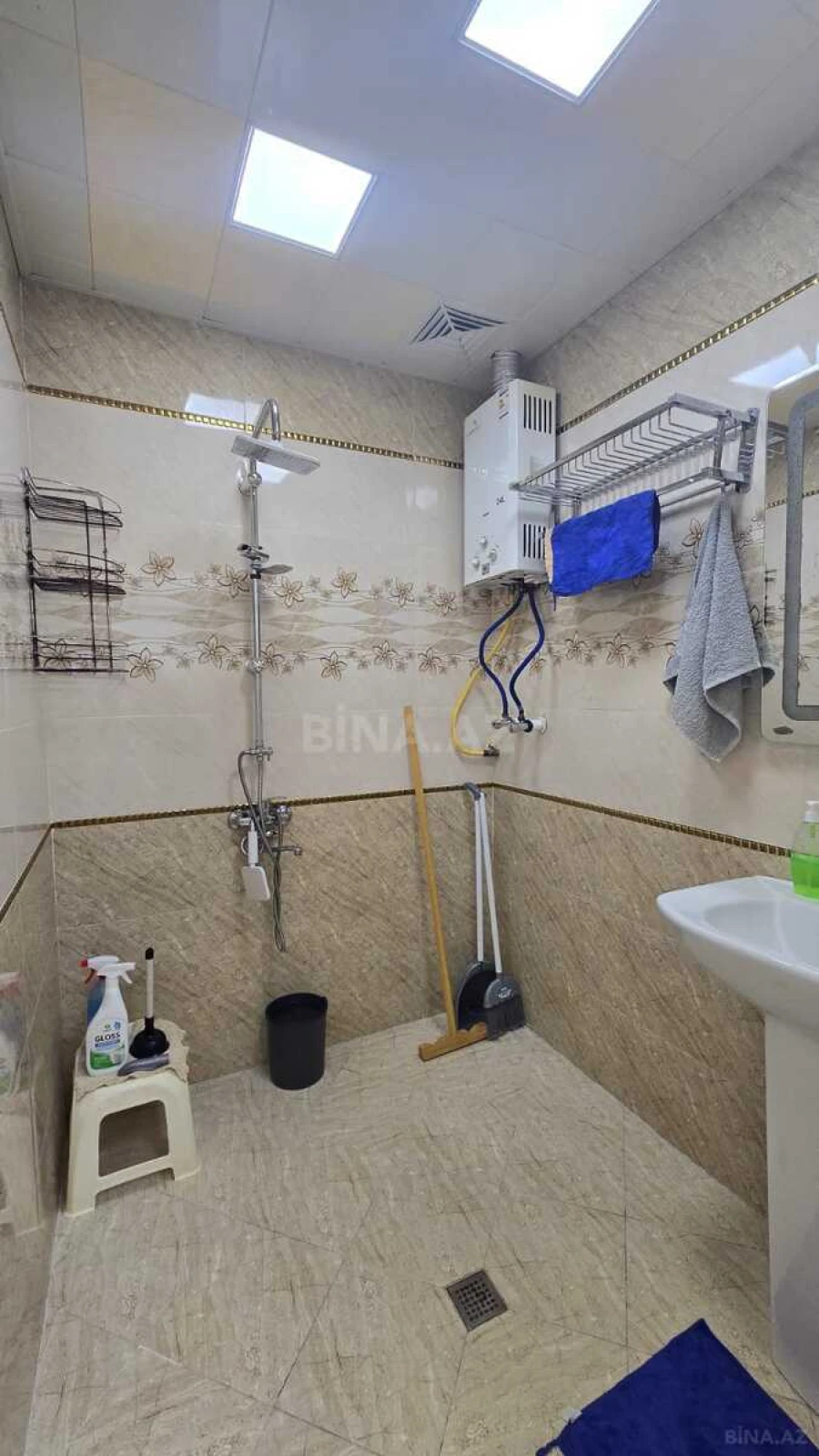 Satılır 2 otaqlı mənzil 58 m²