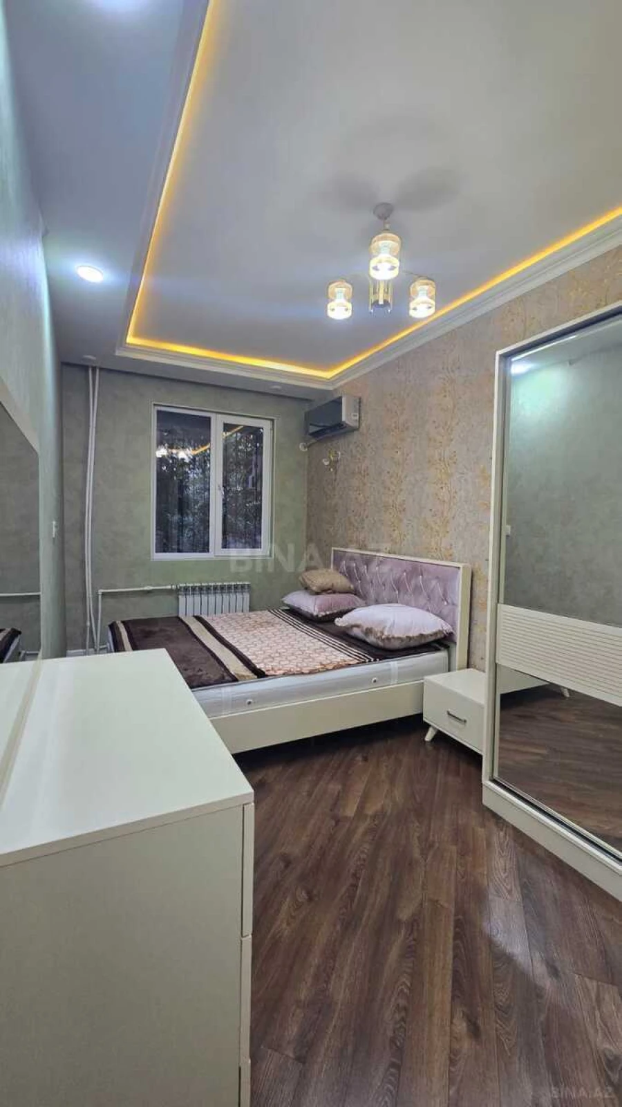 Satılır 2 otaqlı mənzil 58 m²